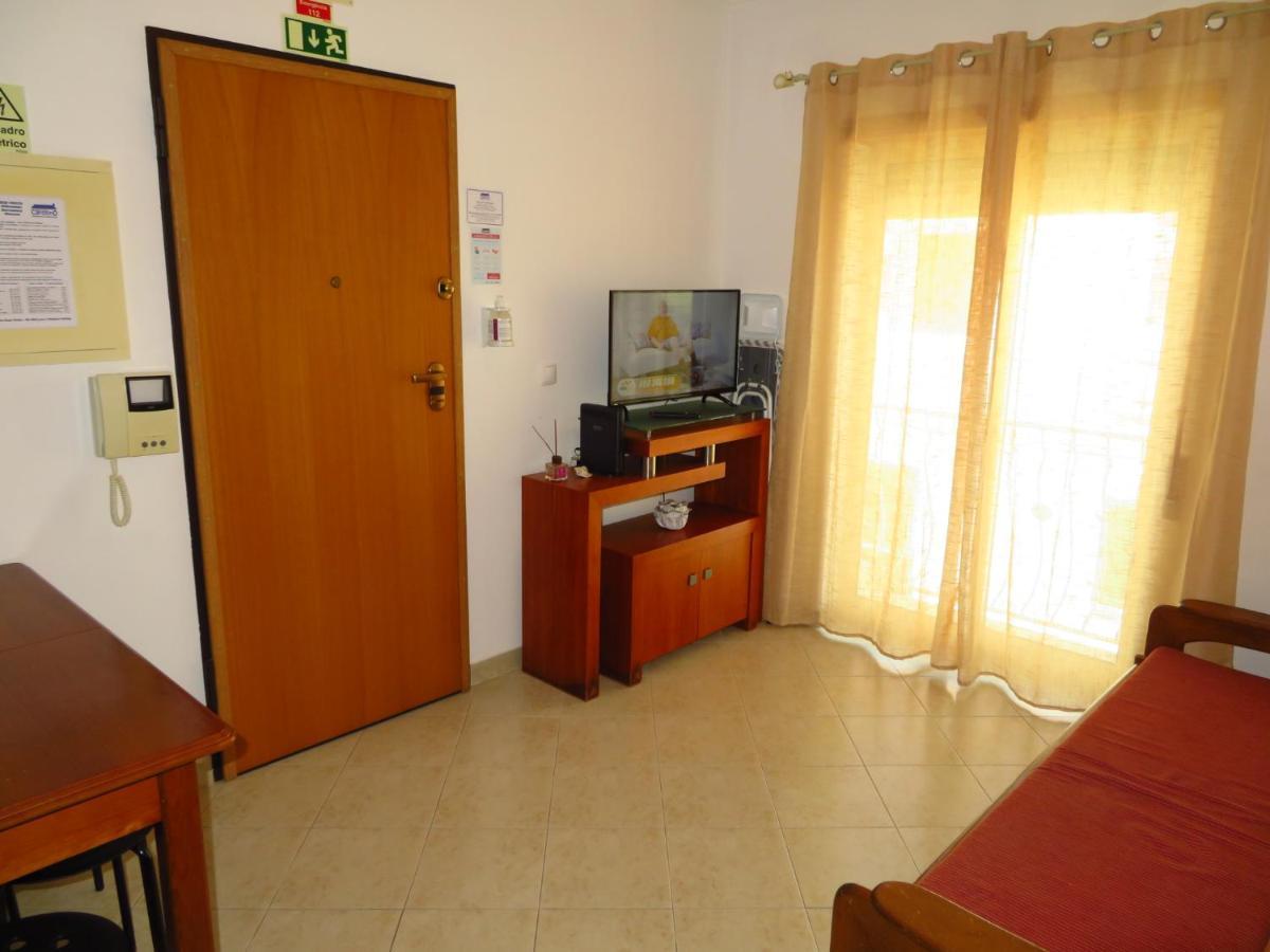 Apartamentos Carolino Monte Gordo Kültér fotó
