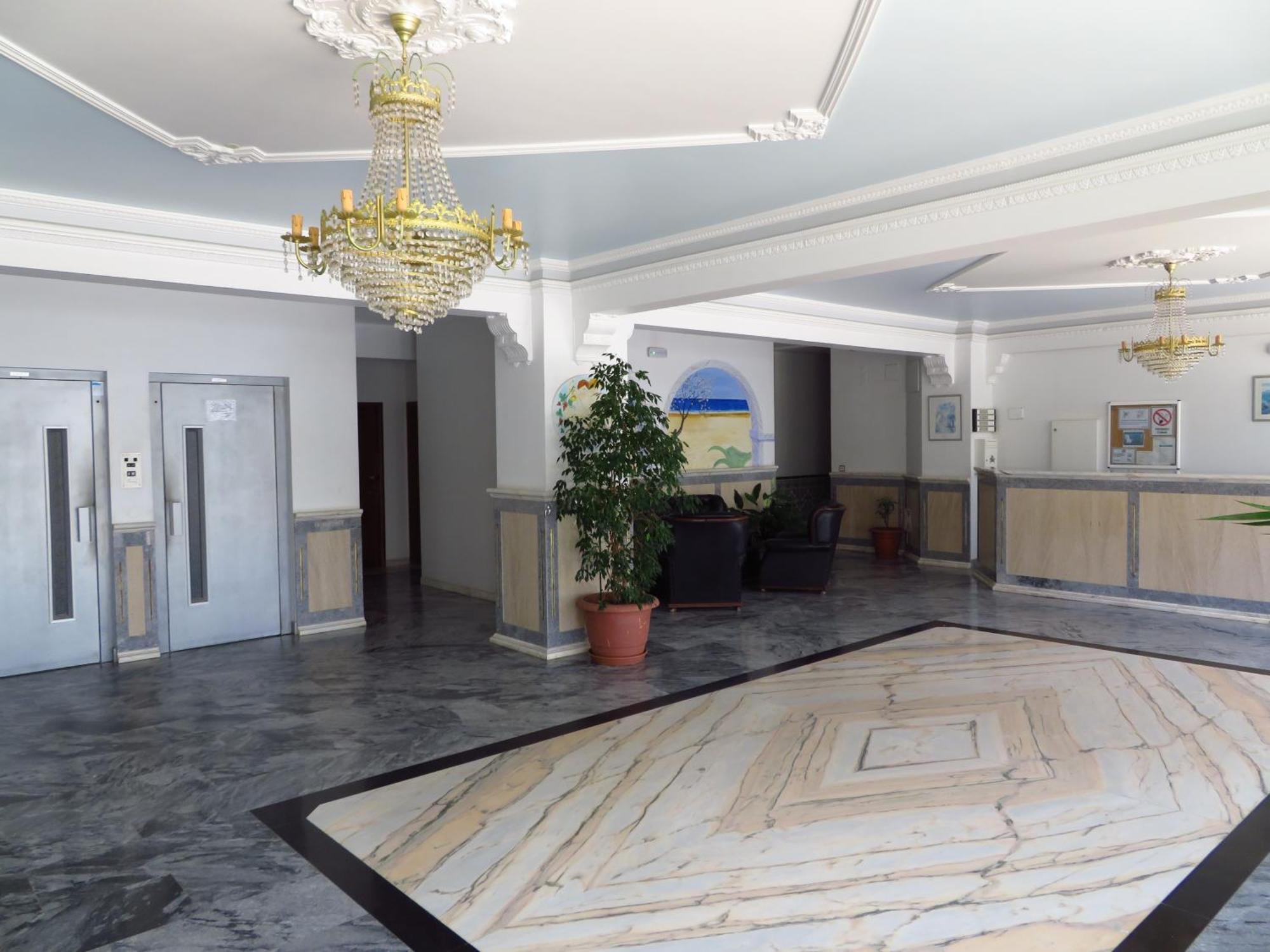 Apartamentos Carolino Monte Gordo Kültér fotó