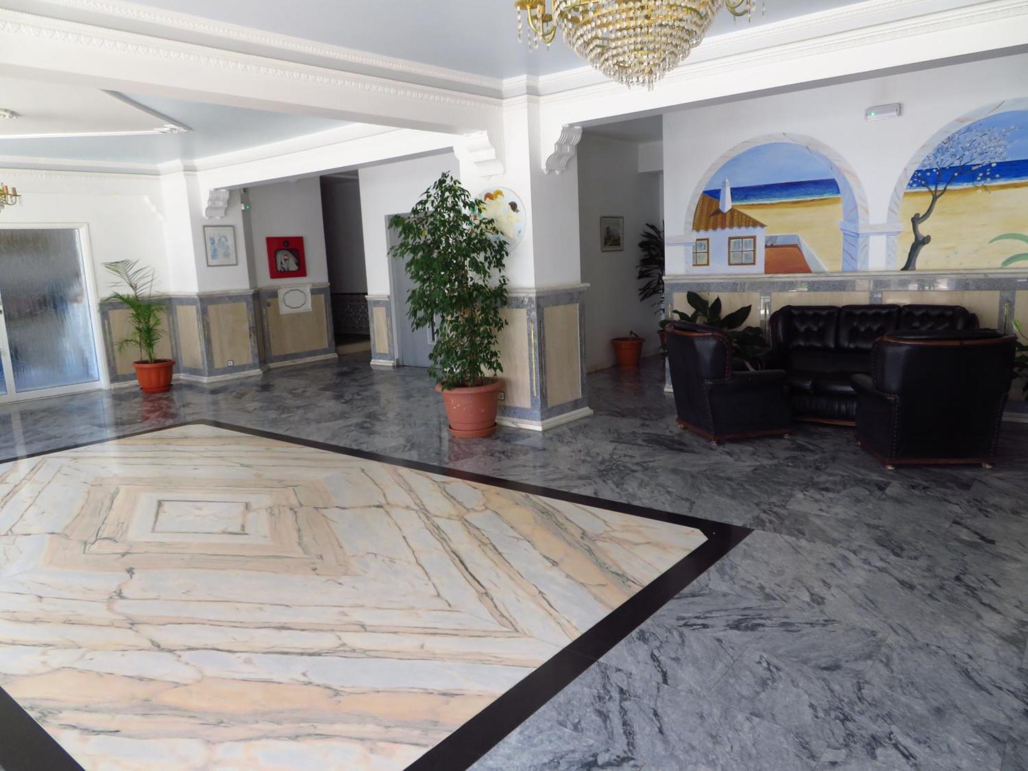 Apartamentos Carolino Monte Gordo Kültér fotó